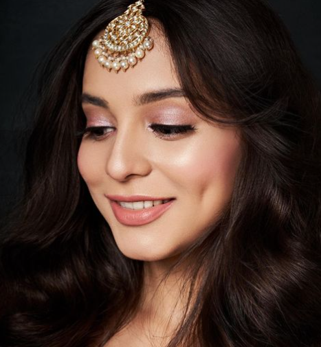 karva chauth makeup look - glam