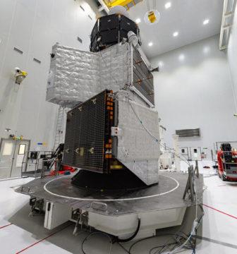 Image of BepiColumbo spacecraft stack