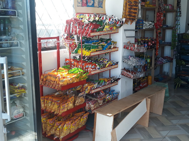 Opiniones de Panadería Y Víveres La Transito en Quito - Panadería