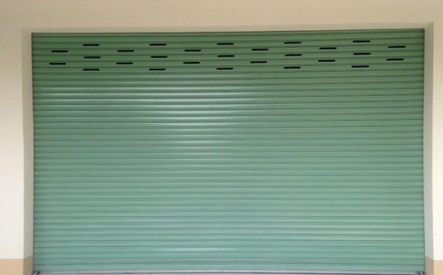 Giá cửa cuốn kéo tay