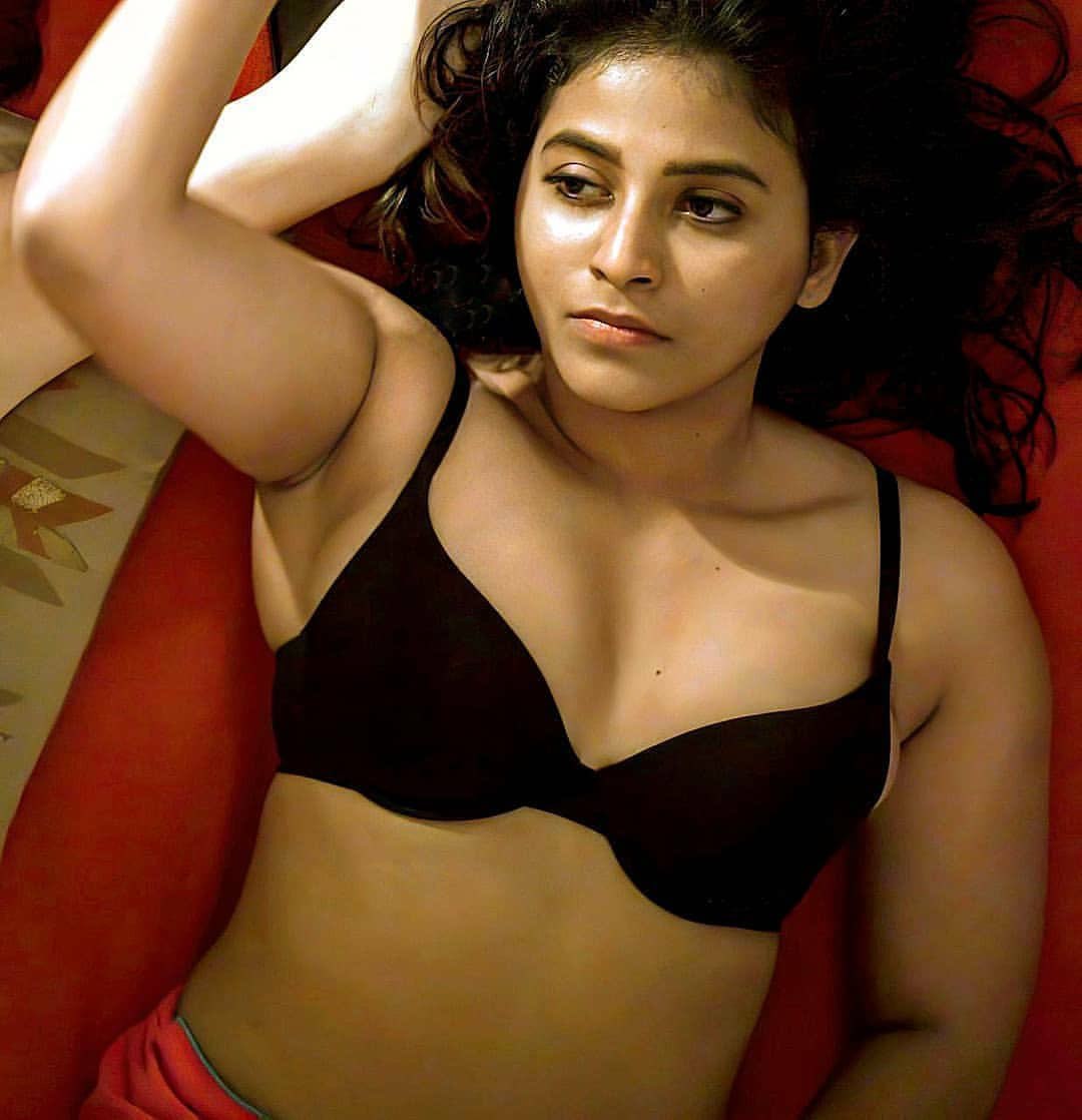 Tamil Actress Anjali in Black bra from 
