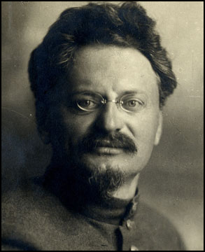 Trotsky Snowball.jpg