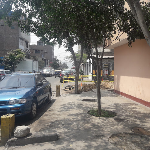 Club La Escuela - Vitarte