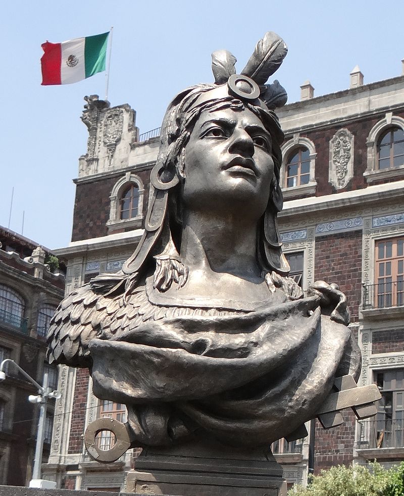 800px-Bust_of_Cuauhtémoc_(Zócalo,_Mexico_City).jpg