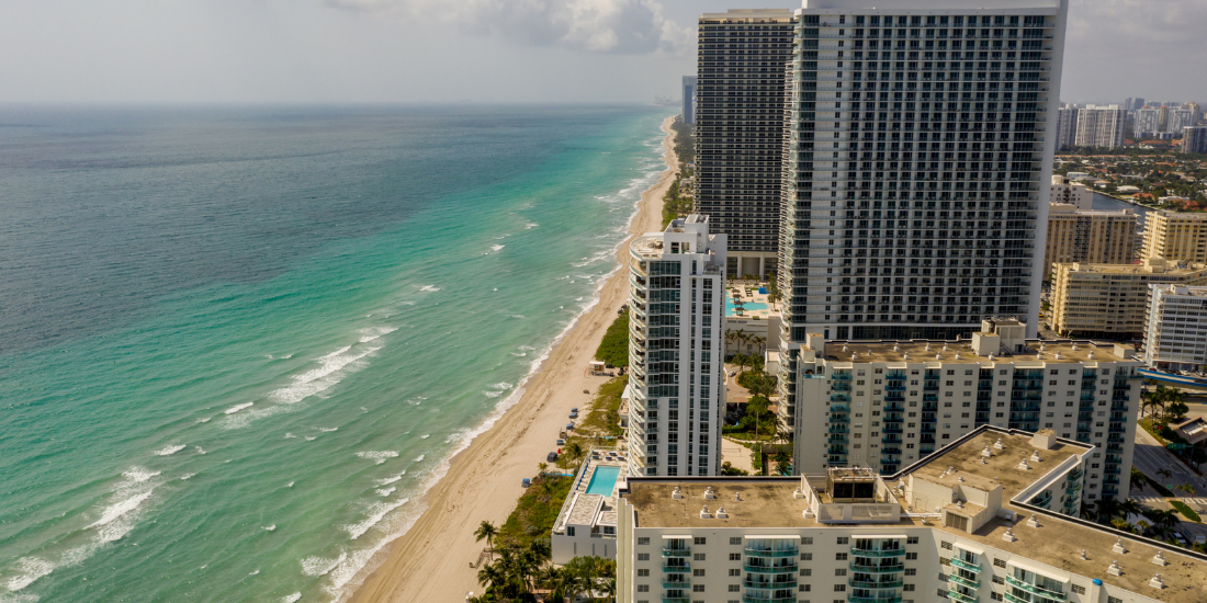 Reasons to book an apartment in Hollywood FL