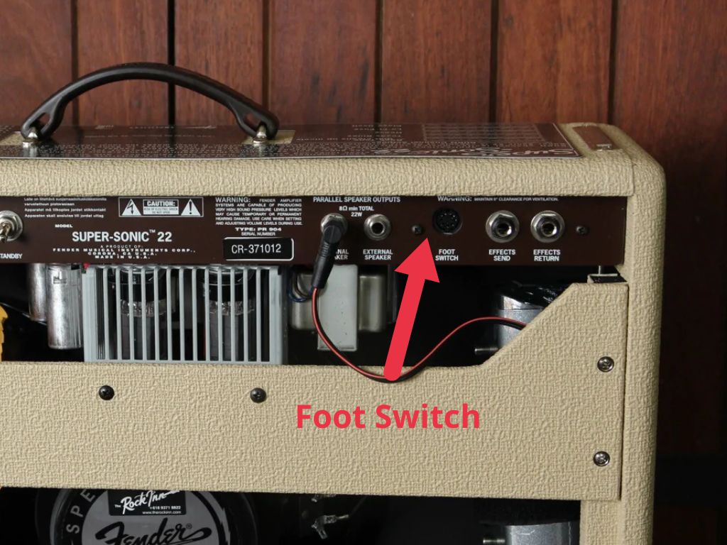 A picture of a fender supersonic 22 foot switch