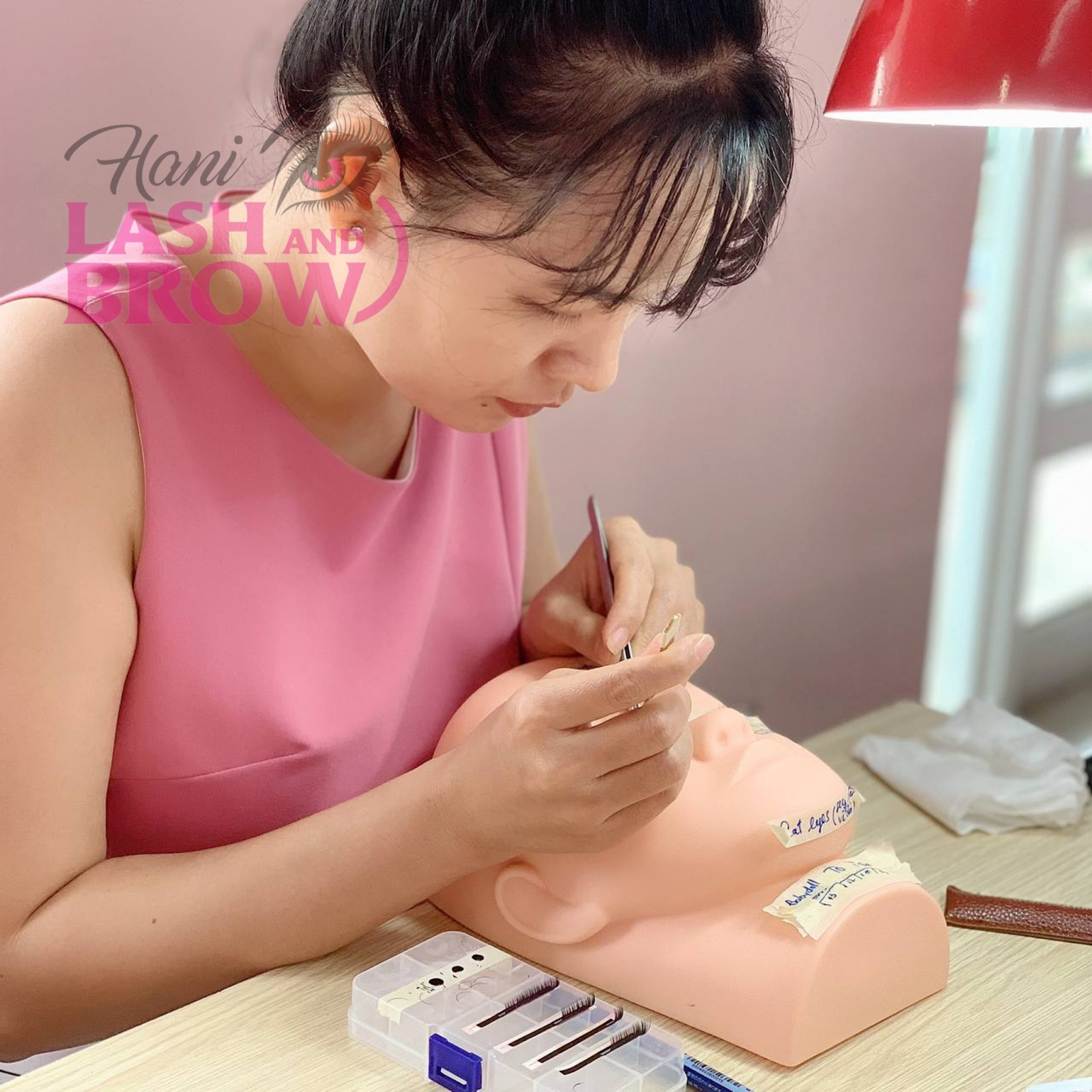 Học nối lông mi và những nguyên tắc ngầm ai cũng nên biết