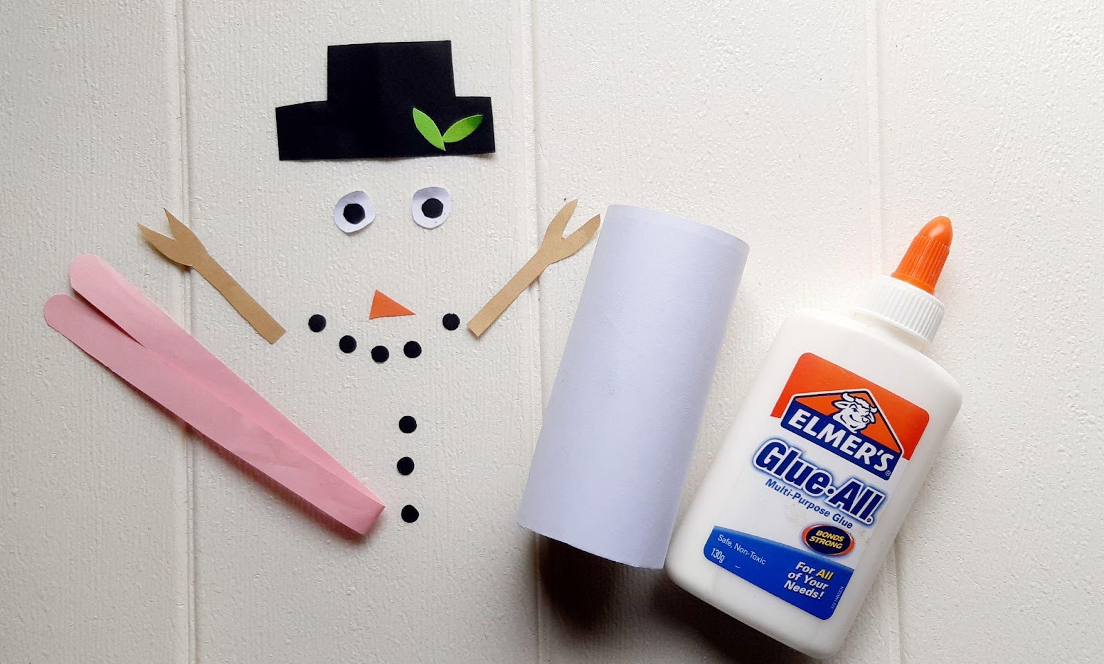 all construction paper cut for toilet paper snowman