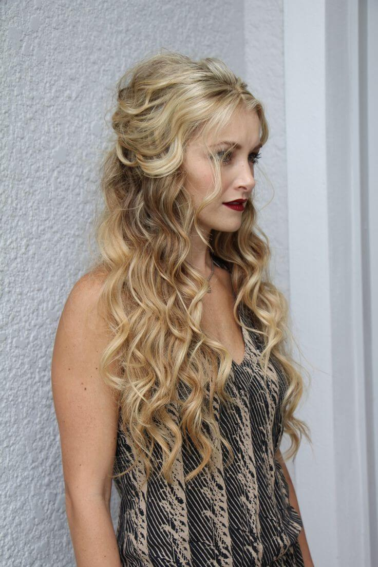 Sport new variations every day with wavy hair 