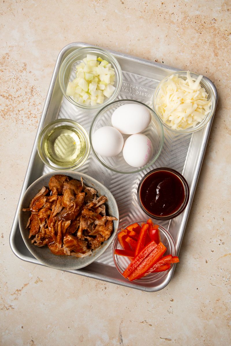 ingredients to make pulled pork omelette