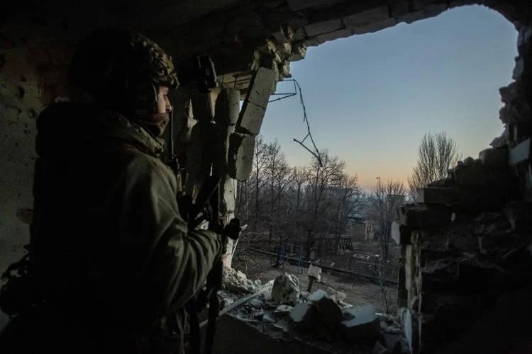 Eastern Ukraine Receives A Flood Of Russian Forces