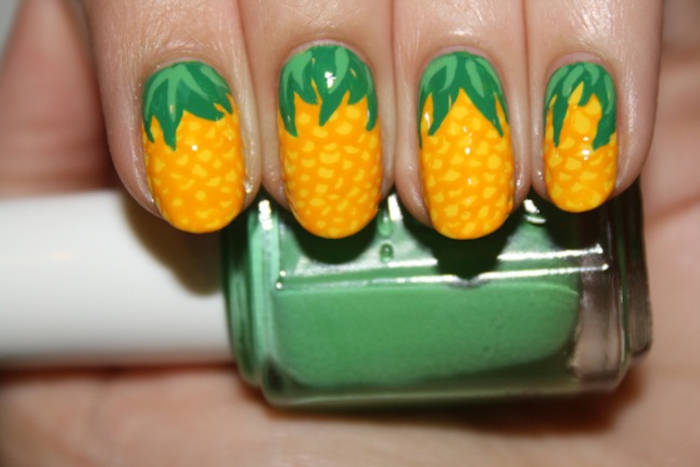 Ananas-Maniküre, Nageldesign in Gelb und Grün, schön und effektvoll, tolle Sommerdeen