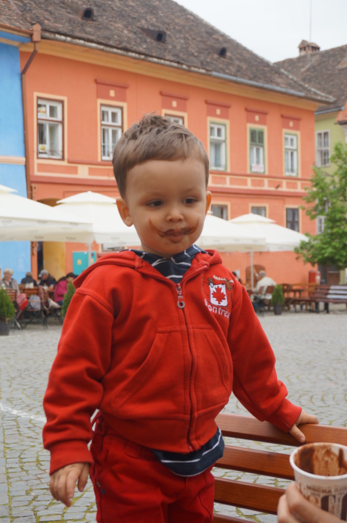 035352086-big.jpg