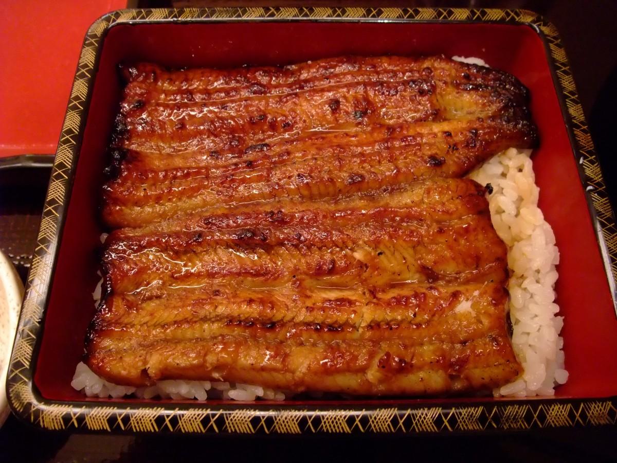 lat repas aliments moi à cuisine nourriture asiatique grillage anguille nourriture japonaise Unagi Côtes de rech