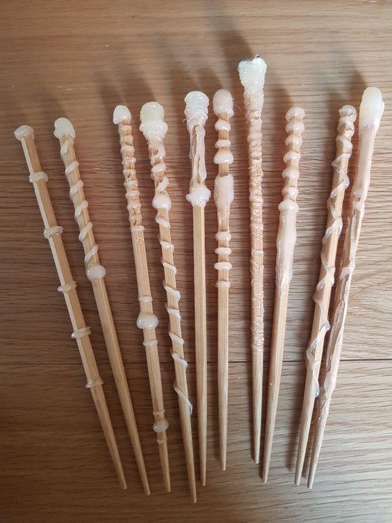 Harry Potter’s wands - Harry Potter baby shower - Baby Journey