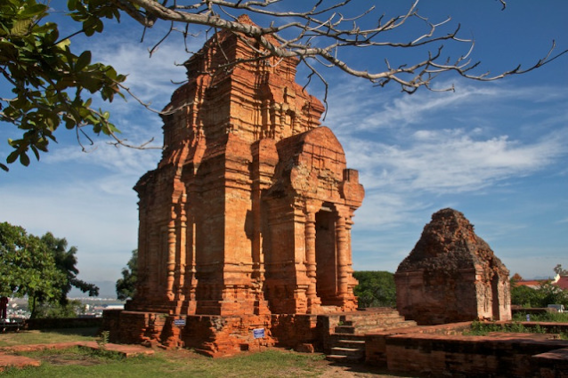 Tháp Chàm Poshanu - Phan Thiết