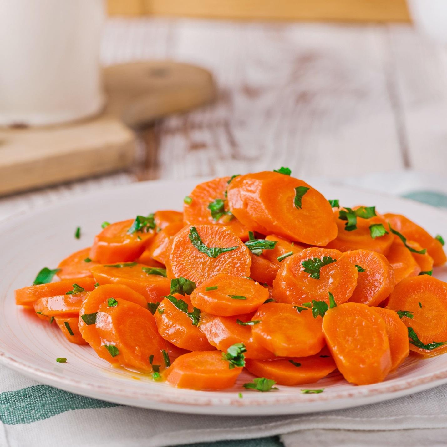 Simple Steamed Carrots With Butter Recipe