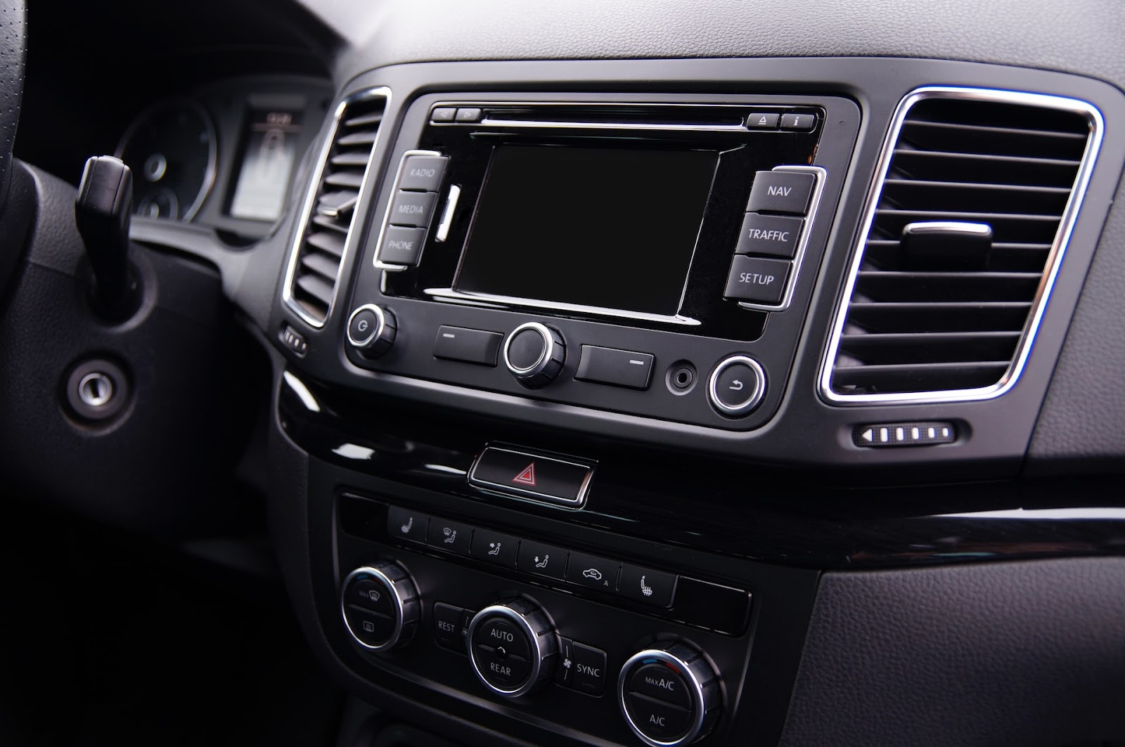 radio turn steering wheel door speakers compressed air cleaner fuse blow stereo software