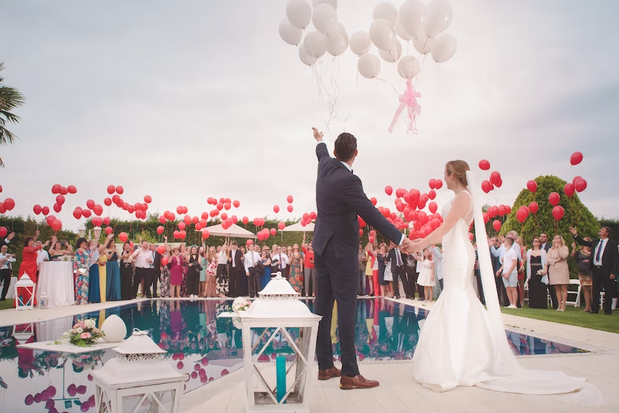 wedding balloons release