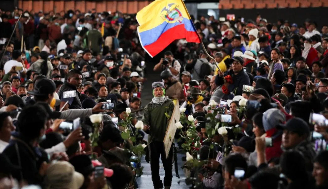 Protestas-en-Ecuador-combustible-precio-subida-