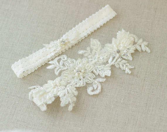 garter toss set lace