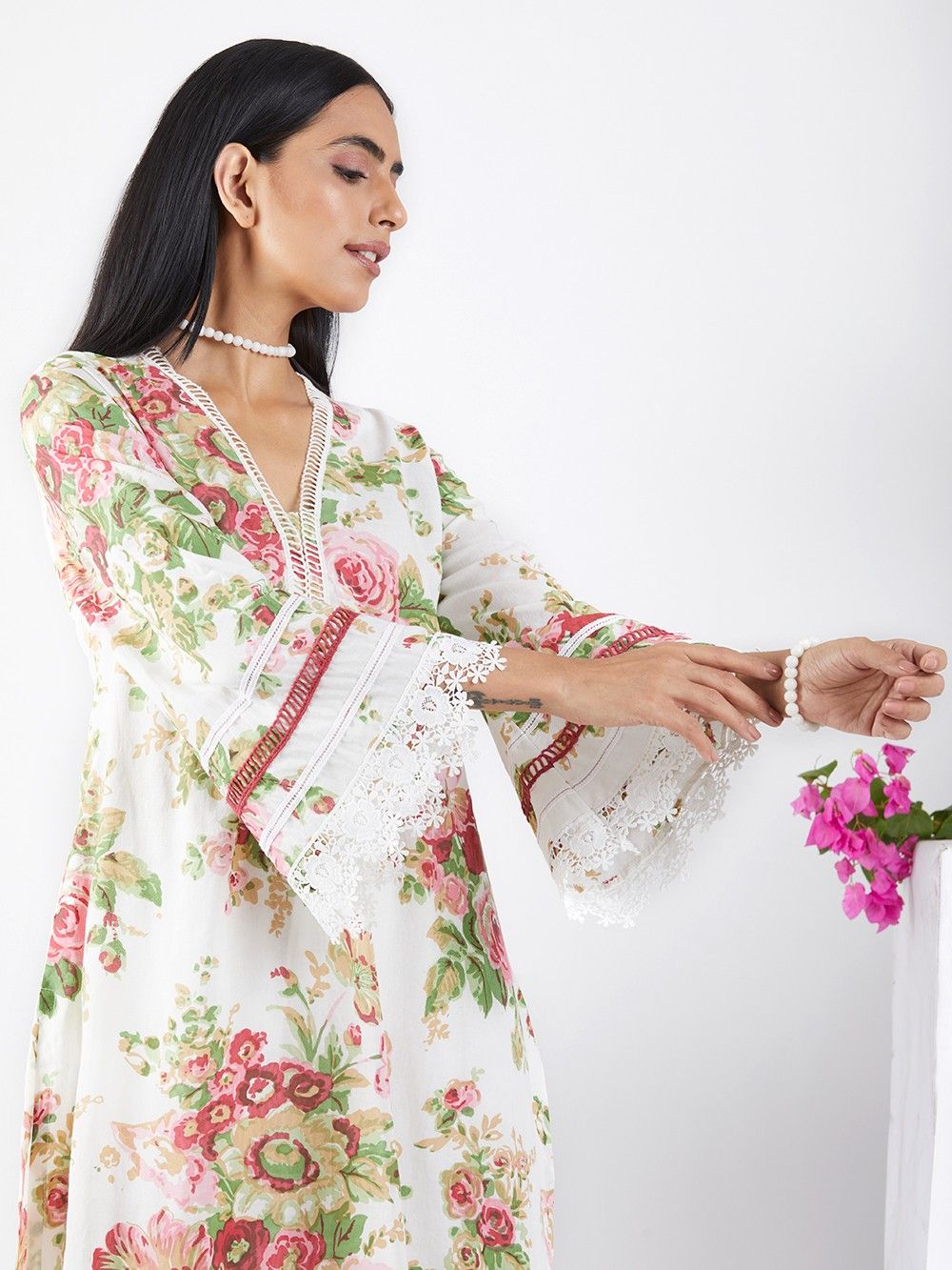 the loom - Ivory Floral Printed Cotton Kurta