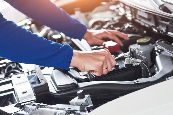 Can You Road Trip in a Corvette? (6 Things to Keep in Mind)