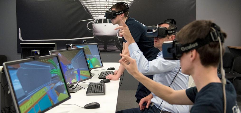 Pelatihan pekerja menggunakan VR