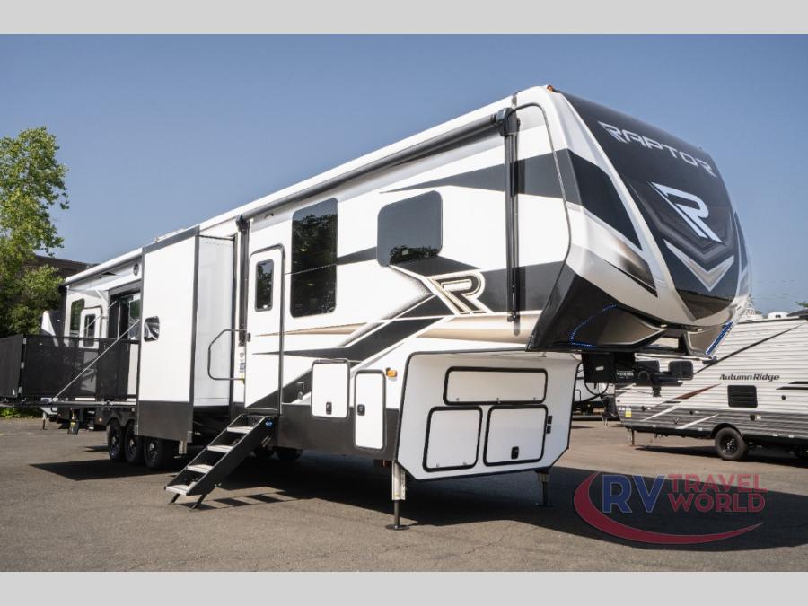 Find more deals on toy haulers when you shop at RV Travel World.