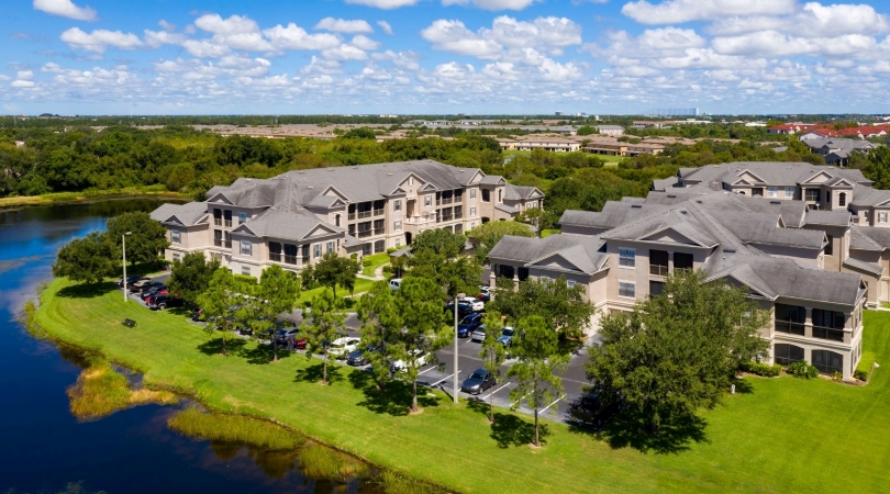 Hamlin at Lake Brandon Apartments in Brandon, FL