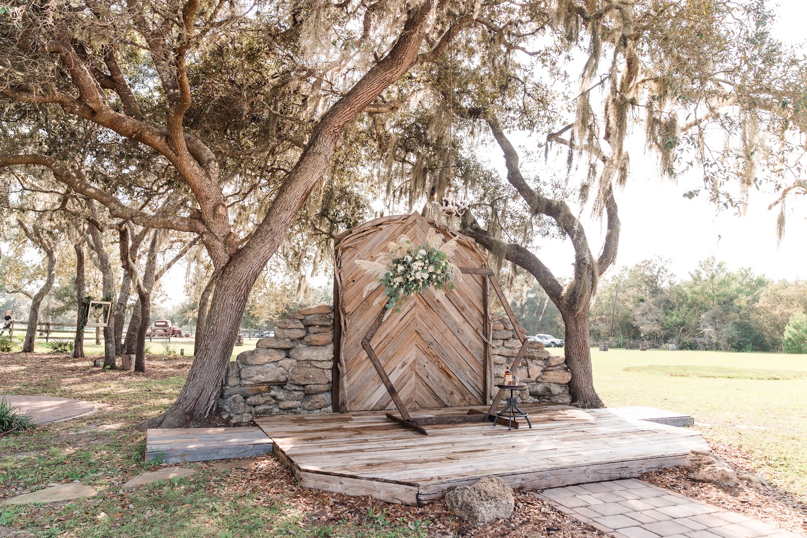 Budget event venue, Central Florida, Bending Branch Ranch, outdoor, rustic, scenic, weddings