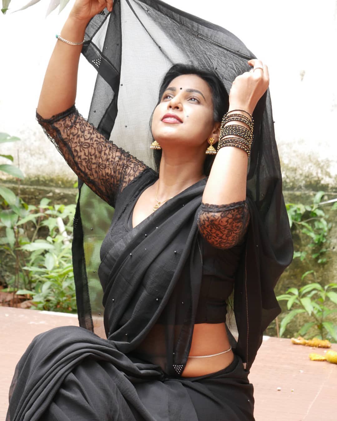 Instagram South Indian Model Shanaya Shannu Black Saree Photos