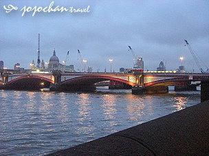 http://pics7.blog.yam.com/26/userfile/j/jojochantravel/album/14b3501c29d986.jpg