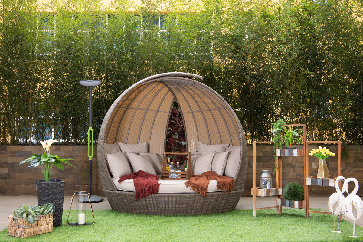 buyer’s guide: outdoor furniture shopping at furniture palace