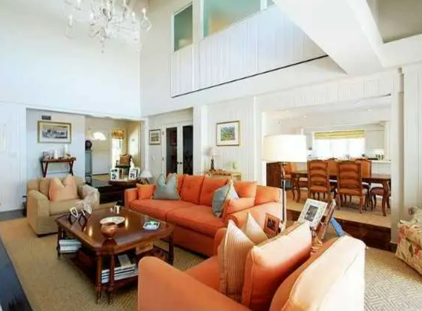 Andrew Garfield's living room
