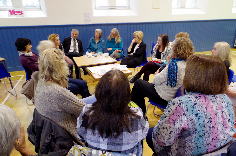 Afternoon tea discussion group