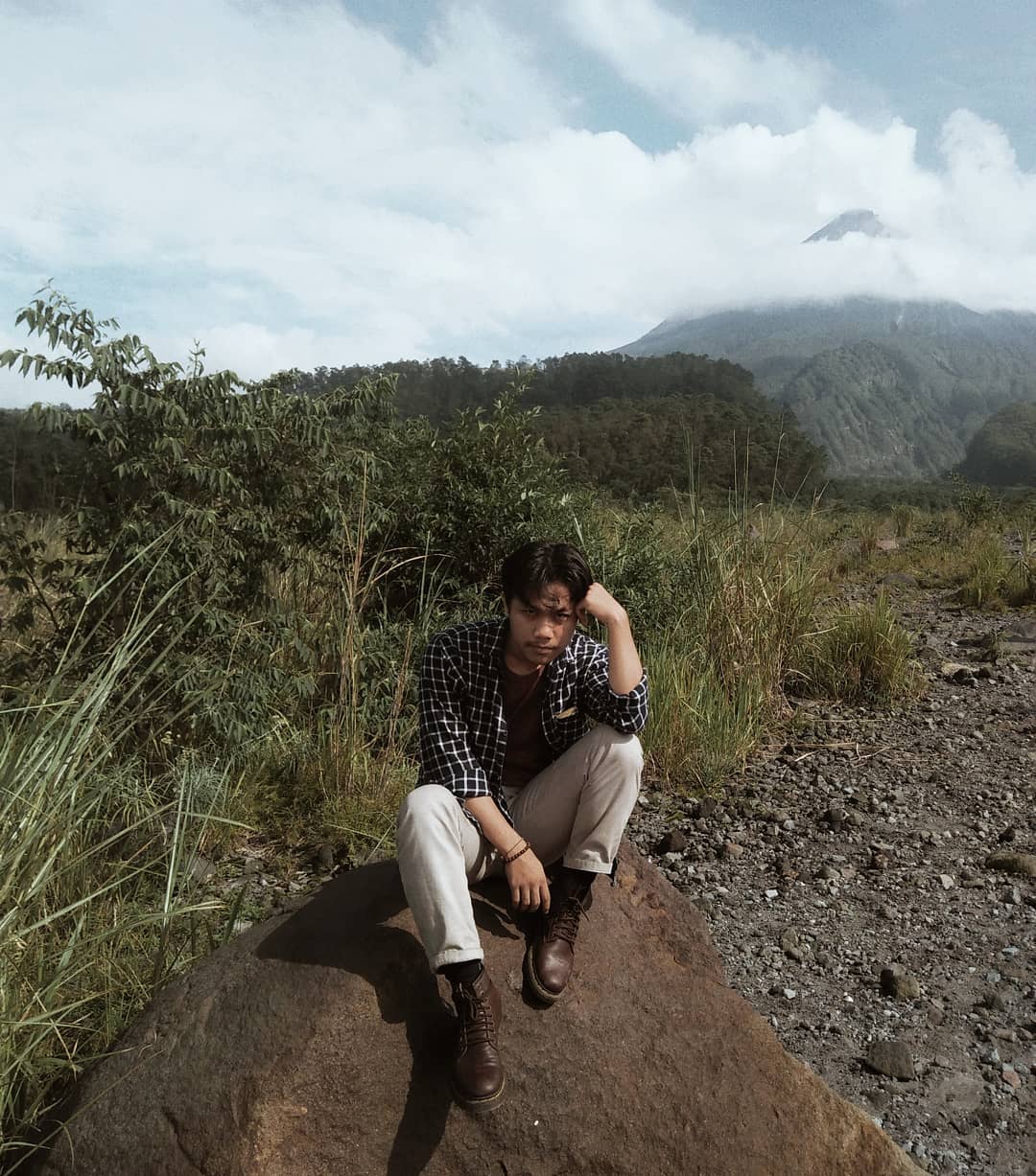 Bunker Kaliadem Gunung Merapi