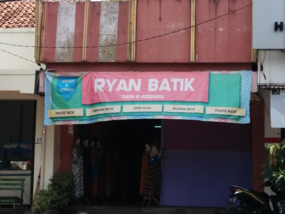 Ryan Batik