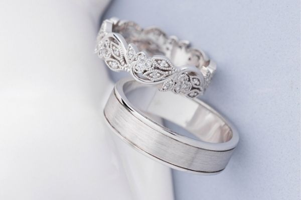 Vàng trắng 10k là vàng gì?