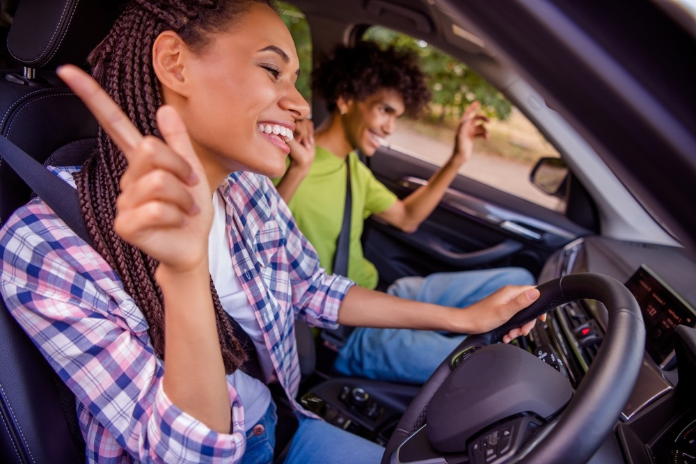 Weelee safe driving tips for first-time drivers
