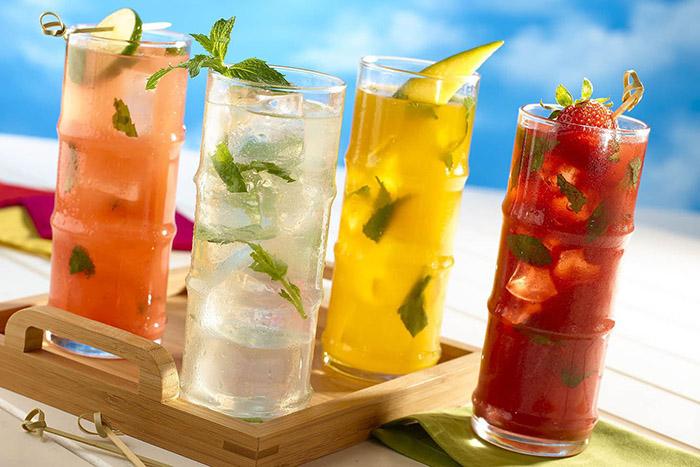 Ảnh có chứa tách, uống

Mô tả được tạo tự động