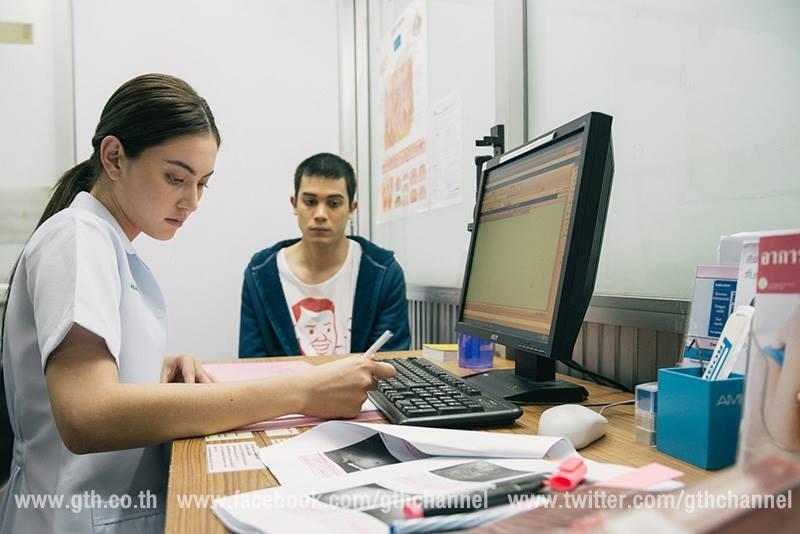 1. ฟรีแลนซ์..ห้ามป่วย ห้ามพัก ห้ามรักหมอ 3