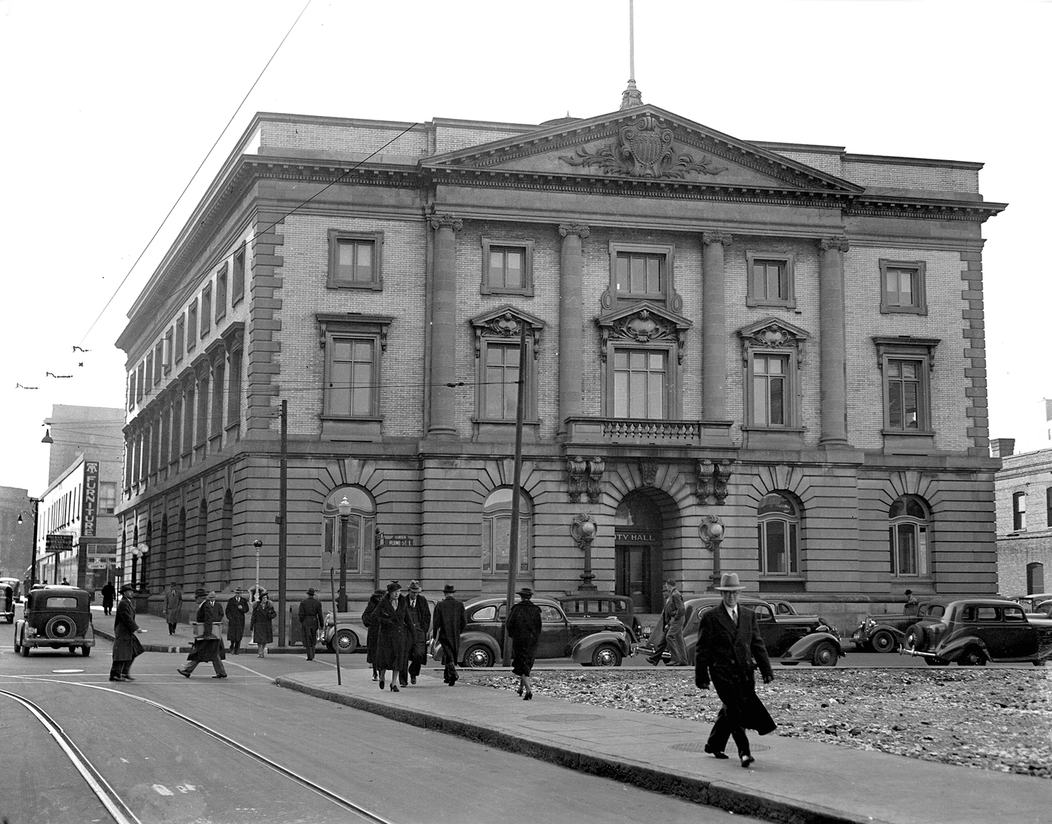 Slover Library building at the City Hall in 1938