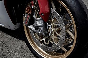 D:\2017\CBR1000RR\Pics Sale Point\36116_CBR1000RR_Fireblade_1162_Location_2017_ORIGINAL.jpg