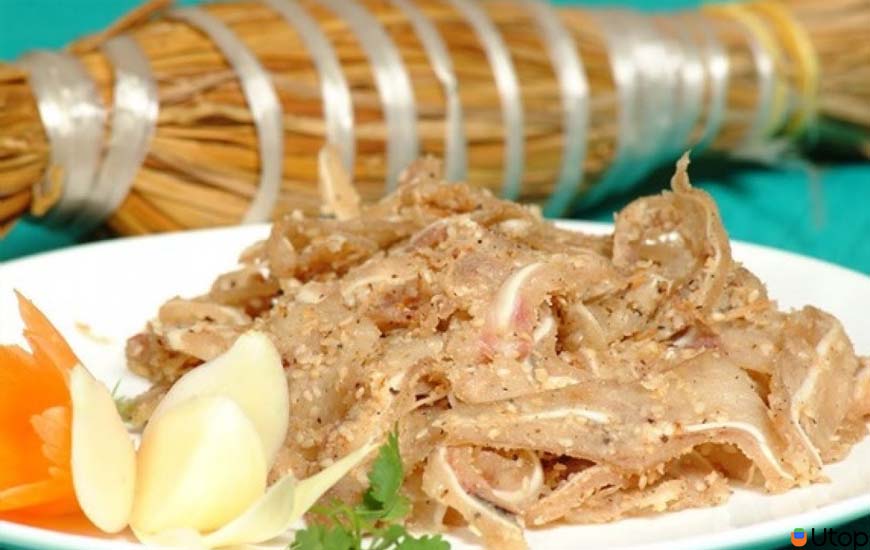 Cách thưởng thức tré trộn đặc sản Bình Định