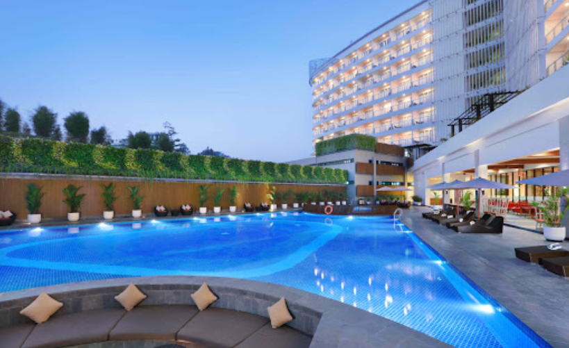 Hotels near Pool Bis Wisata Bogor