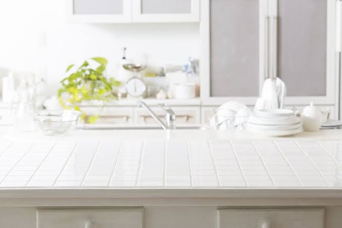 Ceramic tile countertop: type of countertop - custom tiles