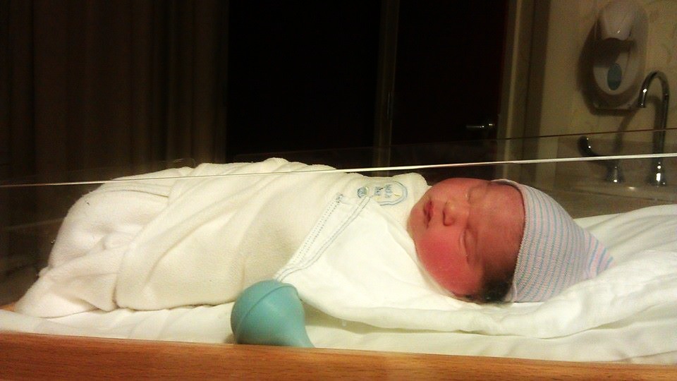 newborn mixah 2 .jpg