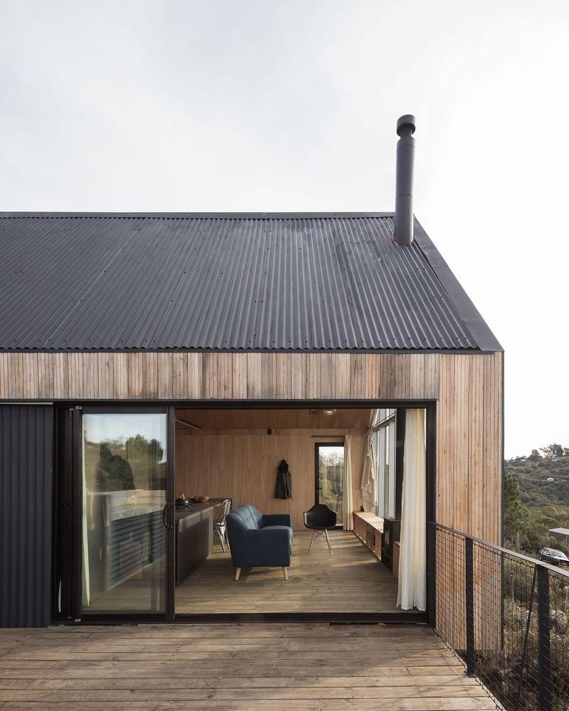 steep slope house design idea