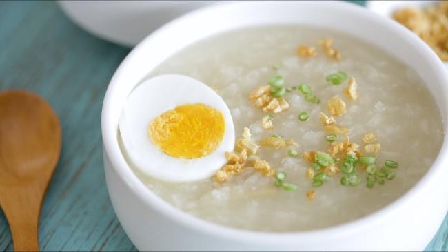 Filipino Lugaw Variants - Lugaw with Egg Recipe | Yummy PH - YouTube